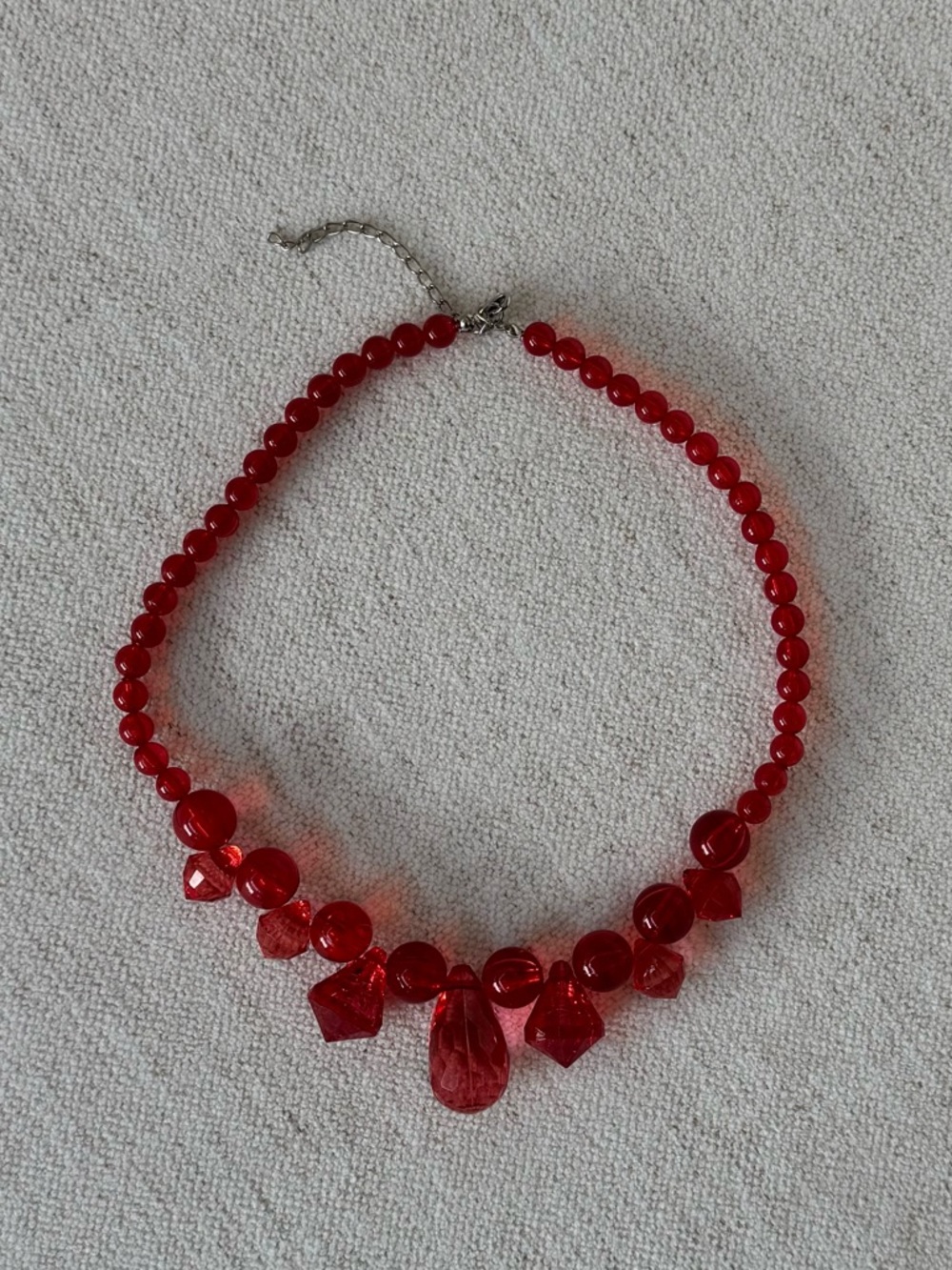 NWOT Tuckernuck Acrylic Necklace